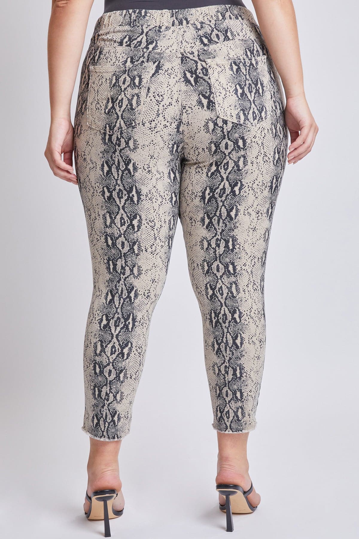 872Ts Taupe Snake