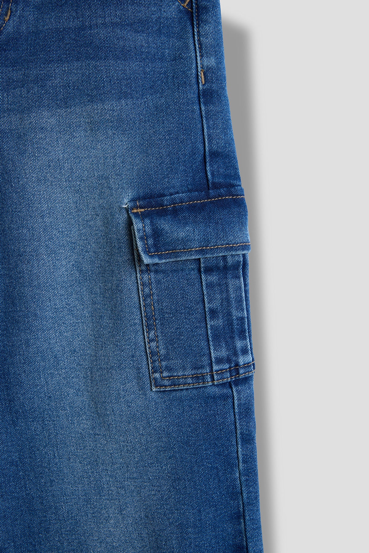 MT Tinted Medium Blue