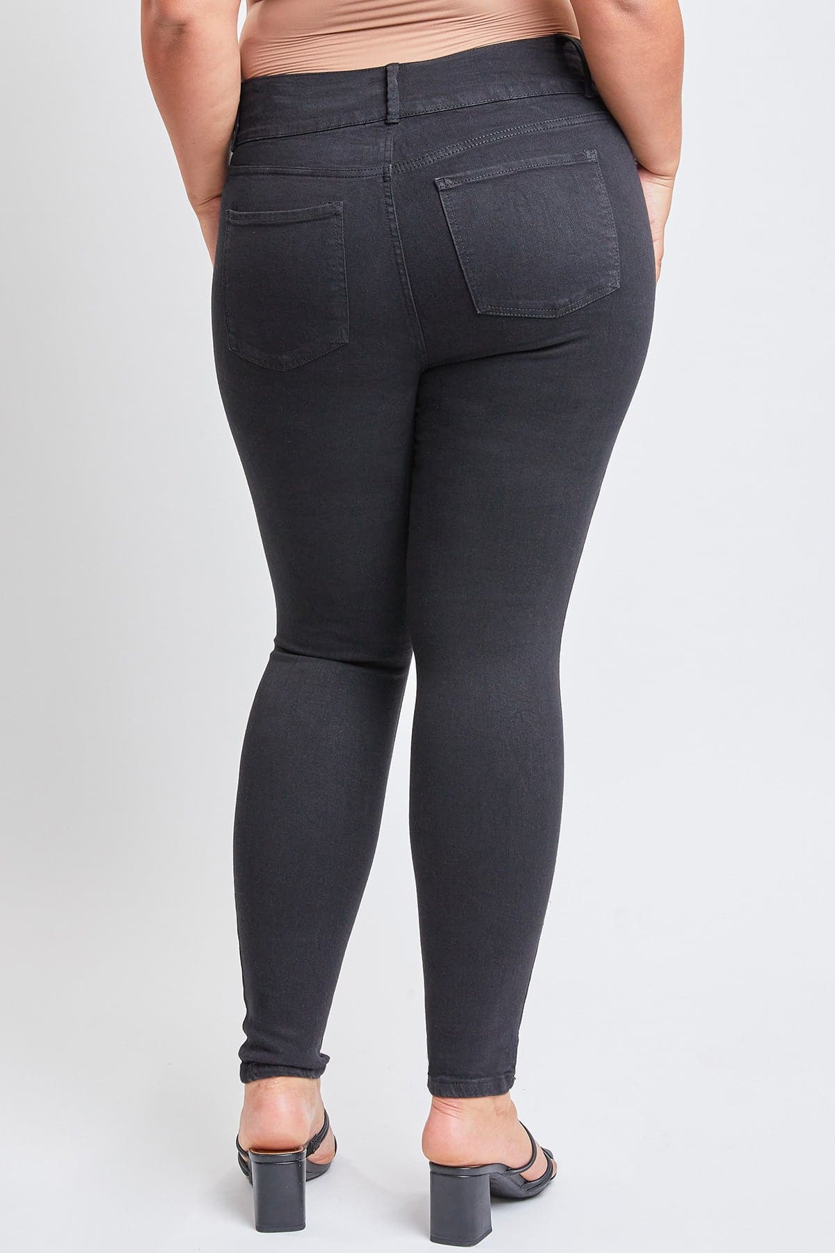 Plus Size Women's Essential Sustainable Skinny Jeans