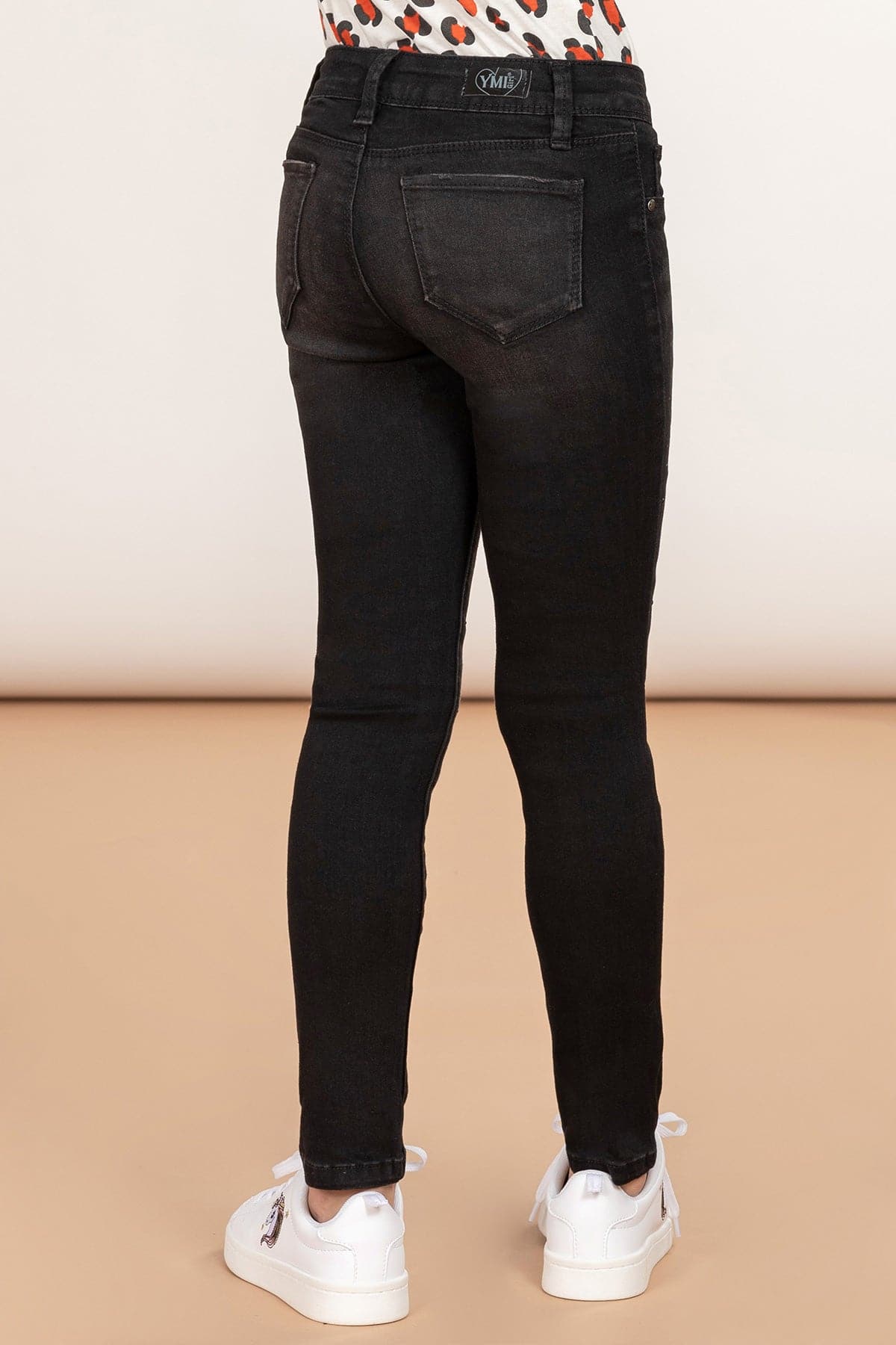 W Black