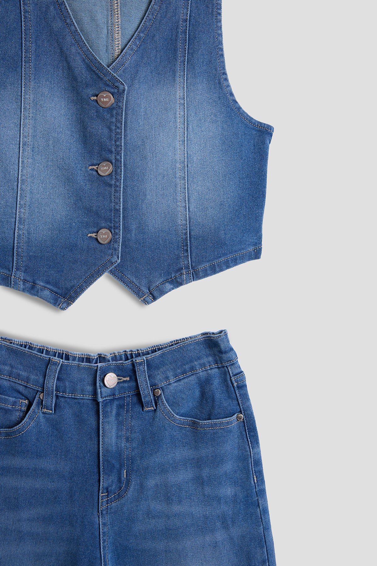 M Medium Blue