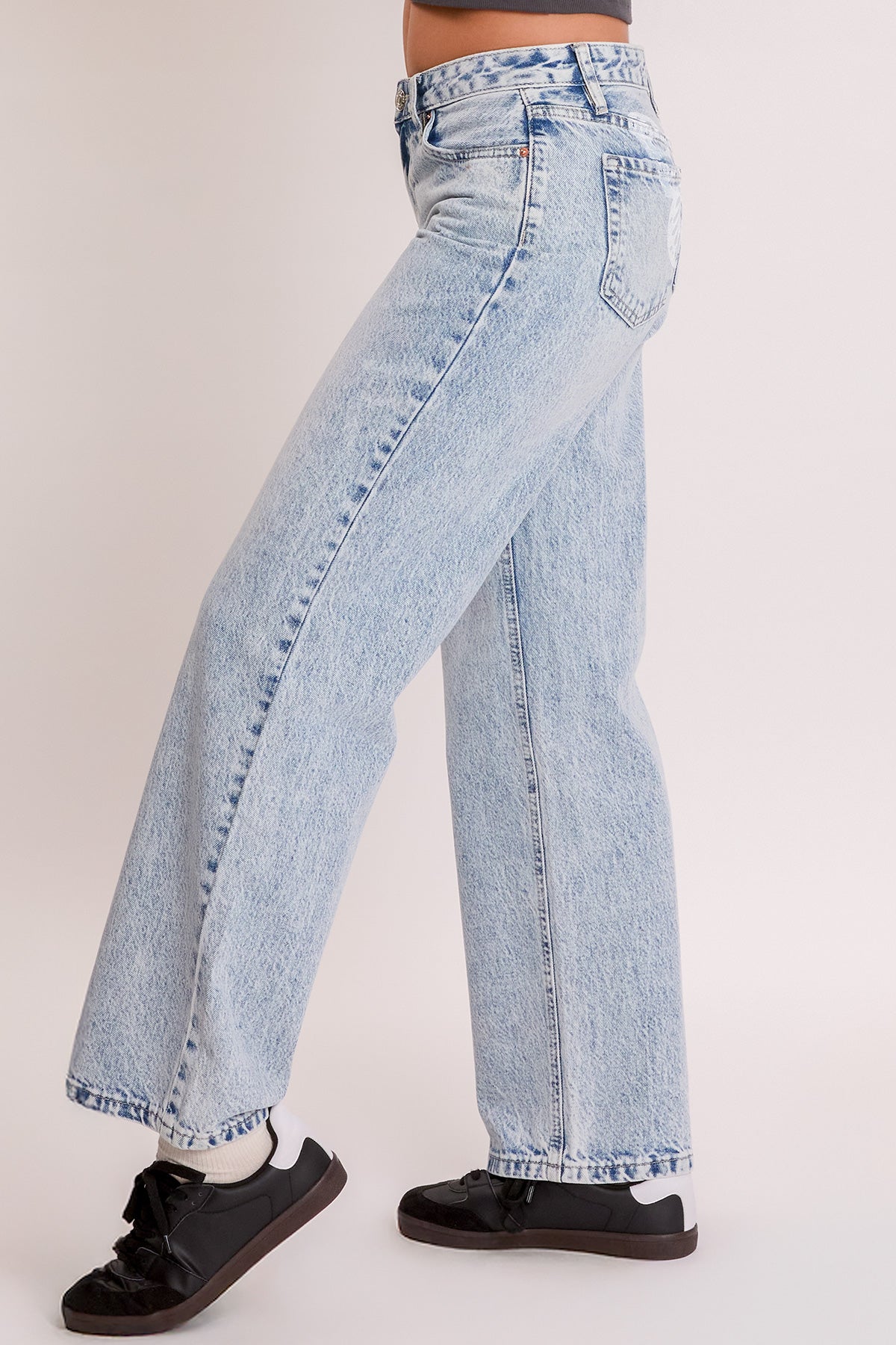 Q Celeste Blue