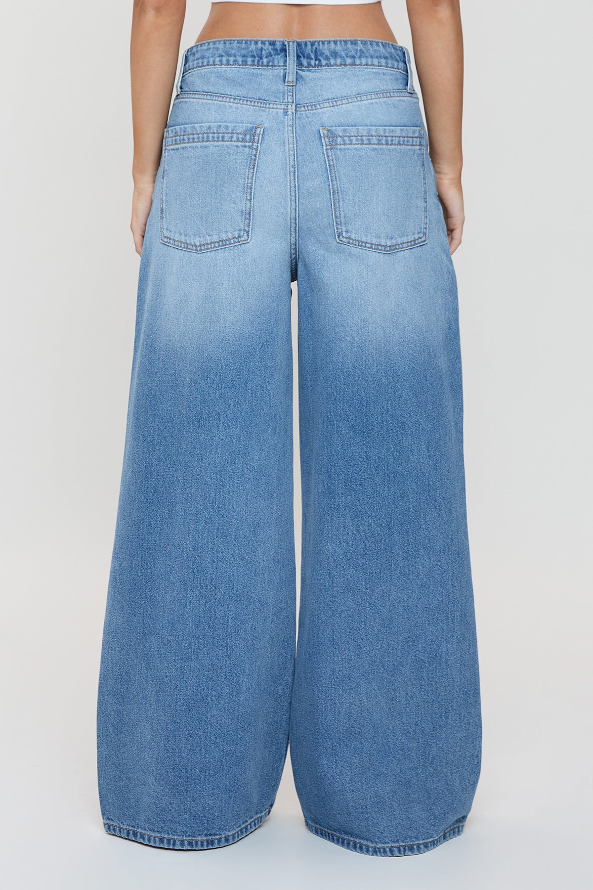M Medium Blue
