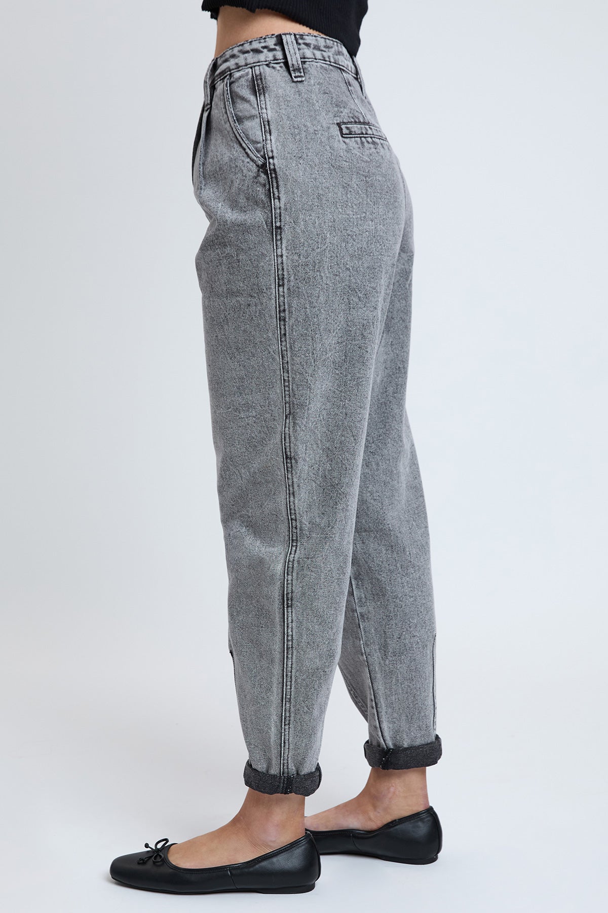 Women's Pleated Mom Jeans