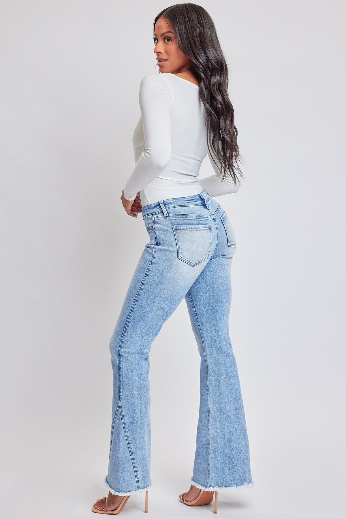 Women´s Low Rise Fray Hem Flare Jeans