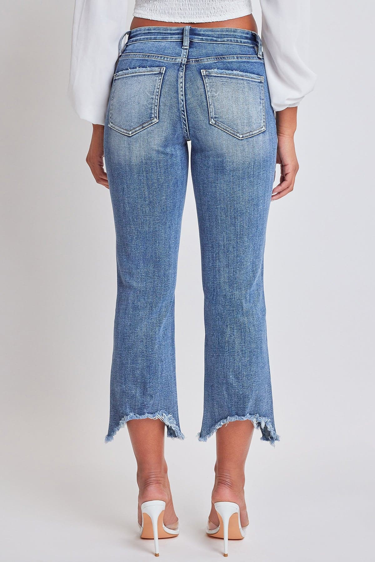 Women´s Mid Rise Kick Flare Fray Hem Cropped Jeans