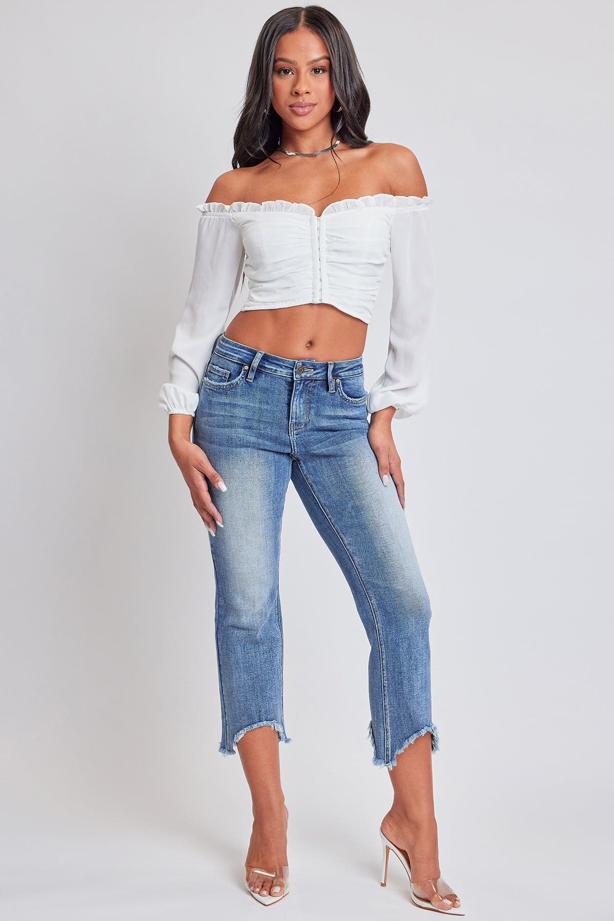 Women´s Mid Rise Kick Flare Fray Hem Cropped Jeans