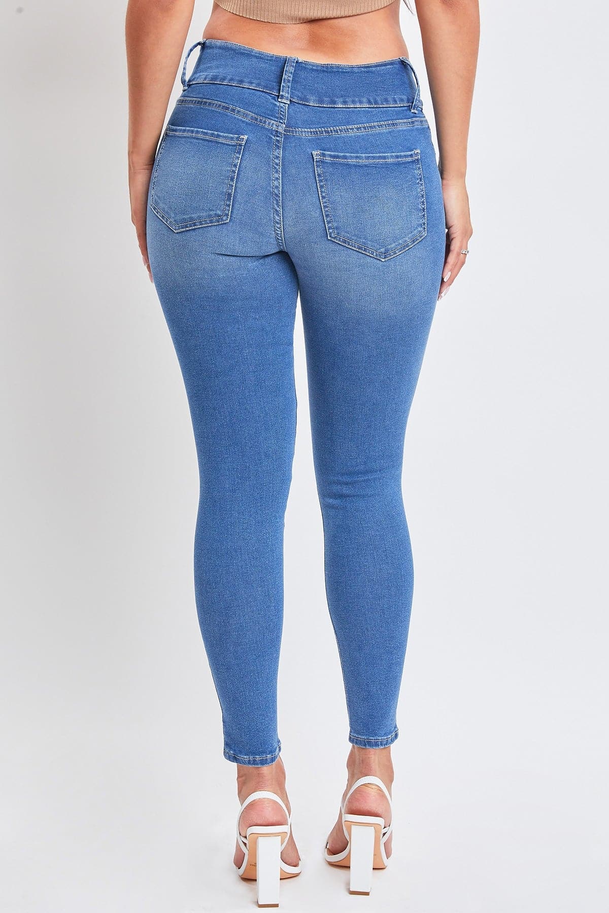 Women's Essential 3 Button Skinny Jeans