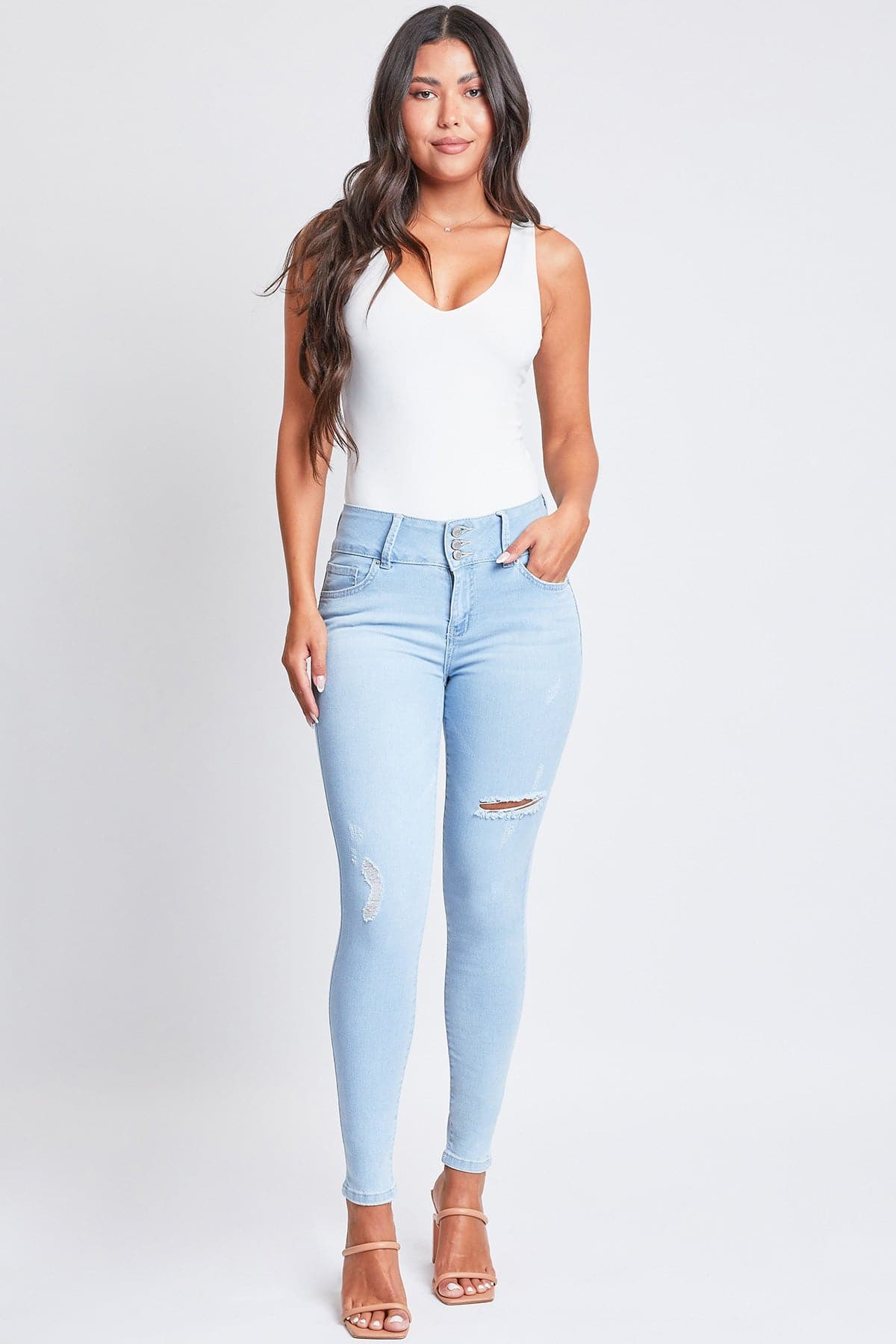 Women's Essential Sustainable Distressed Skinny Jean