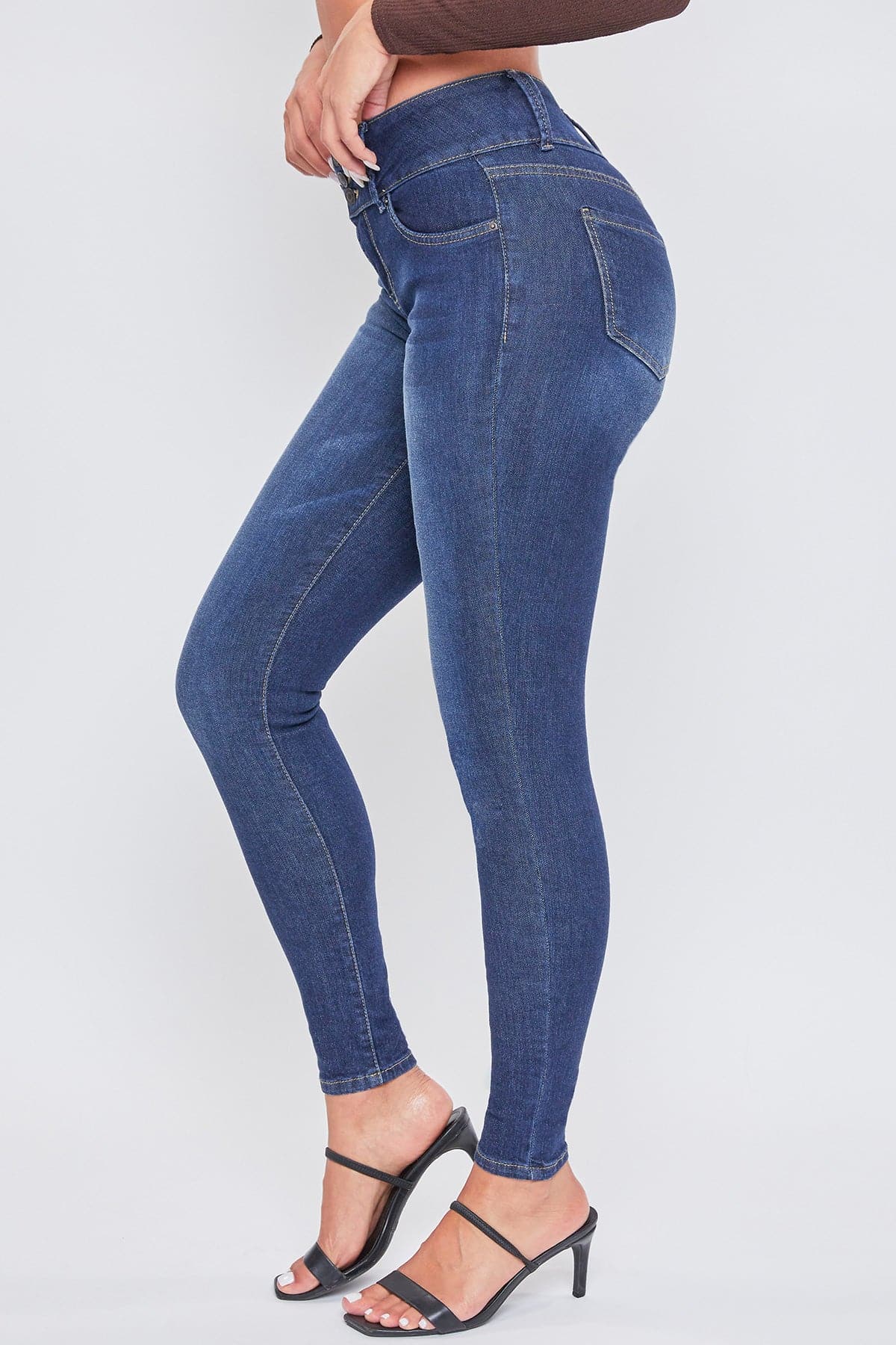 Women's Sustainable Essential  Skinny Jeans