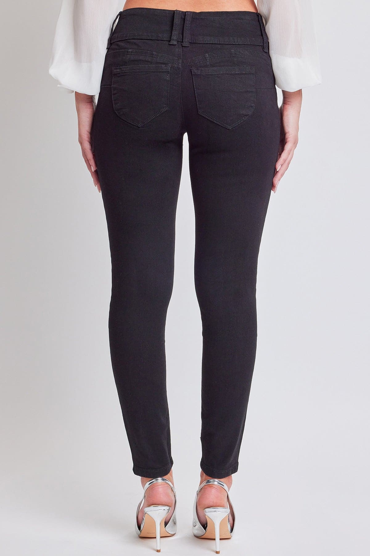 W Black