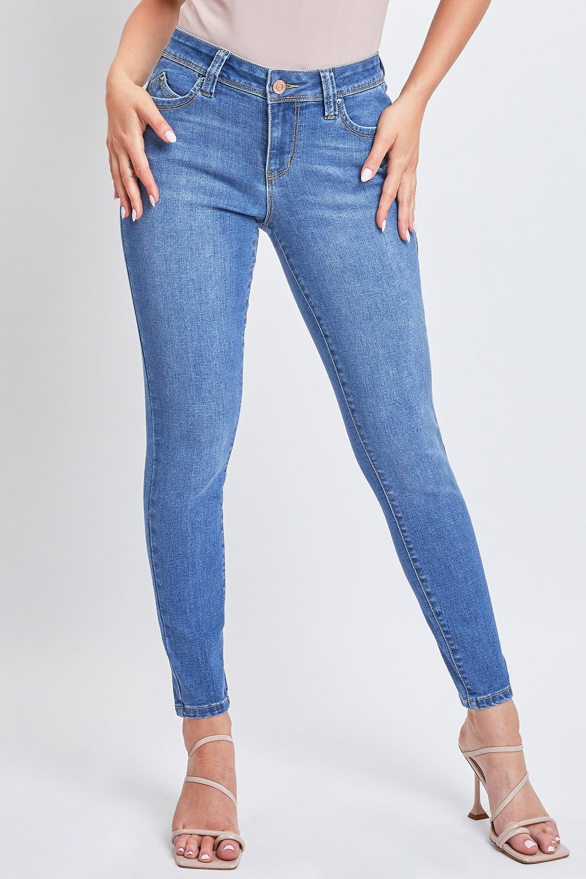 Women’s Sustainable WannaBettaButt Skinny Jeans