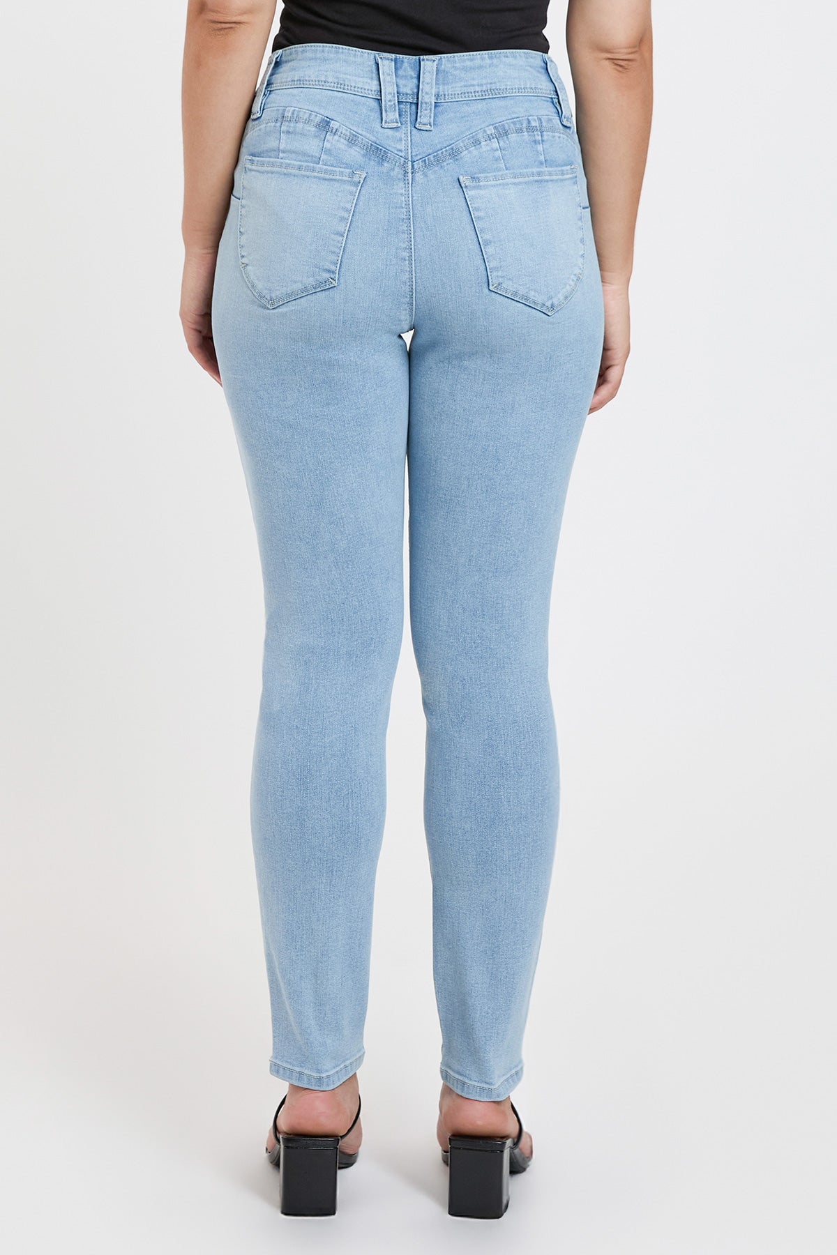 Q Celeste Blue