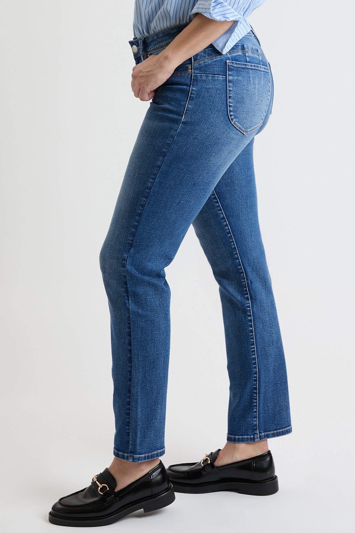 M Medium Blue