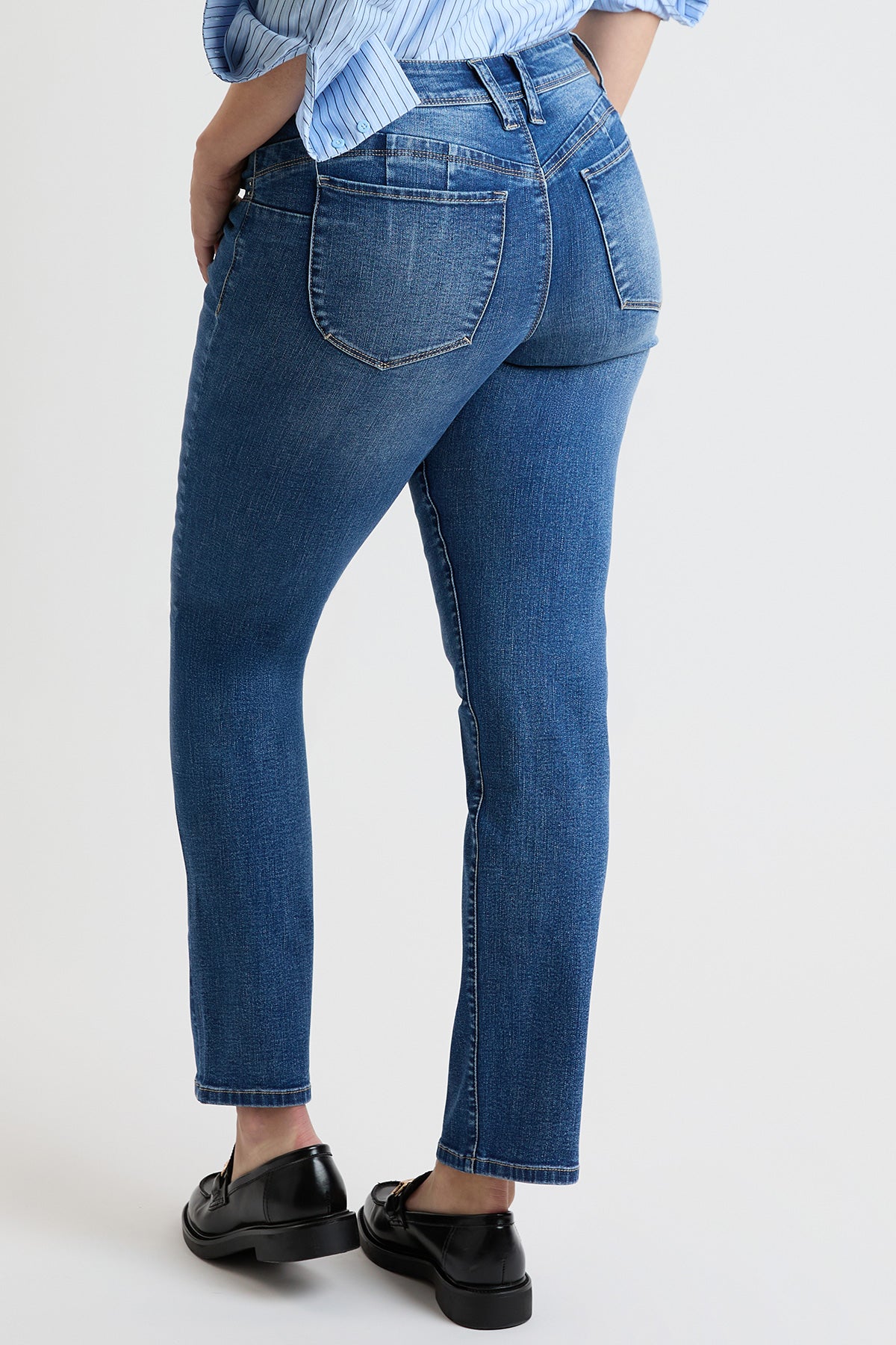 M Medium Blue
