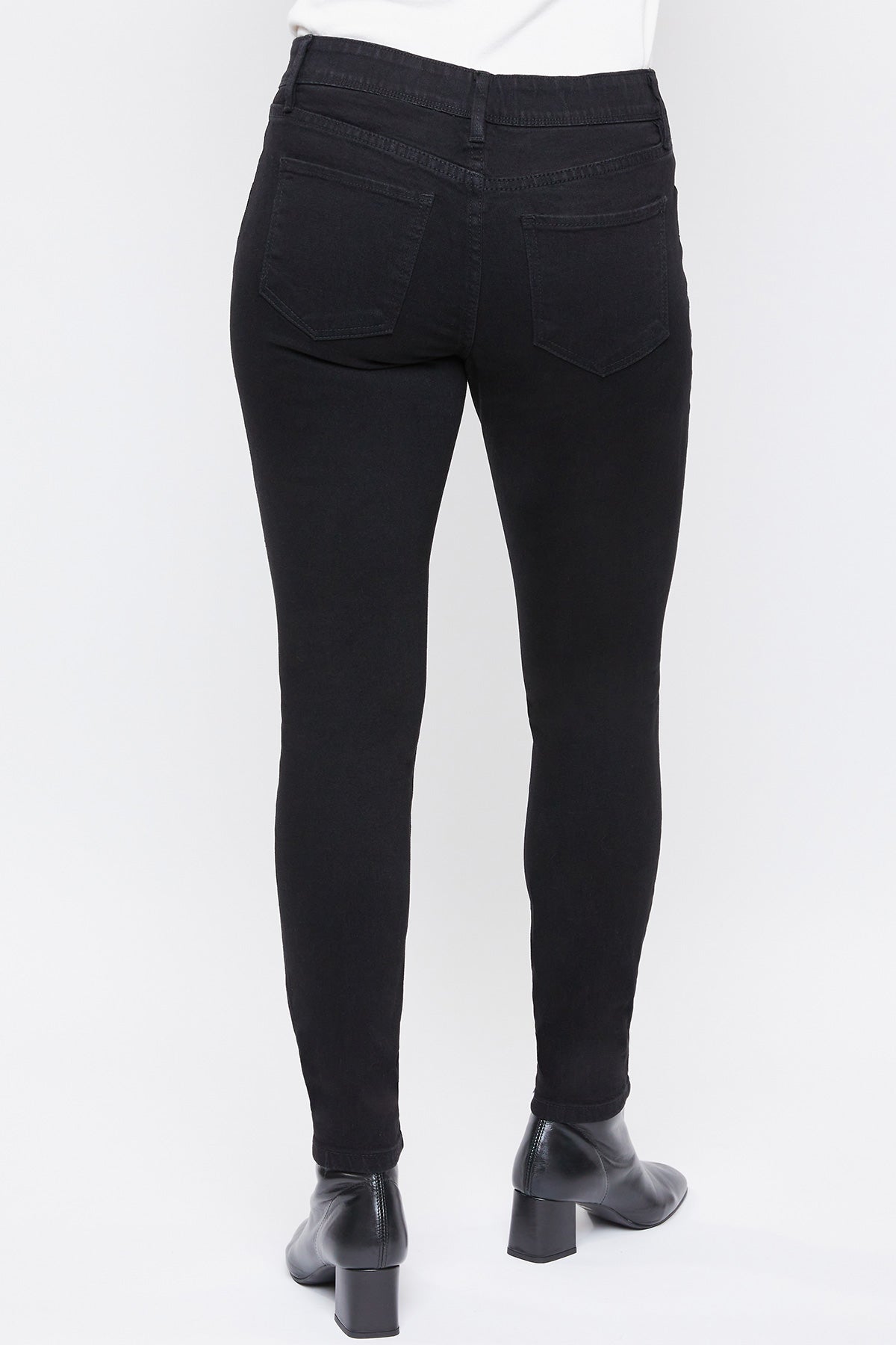 W Black