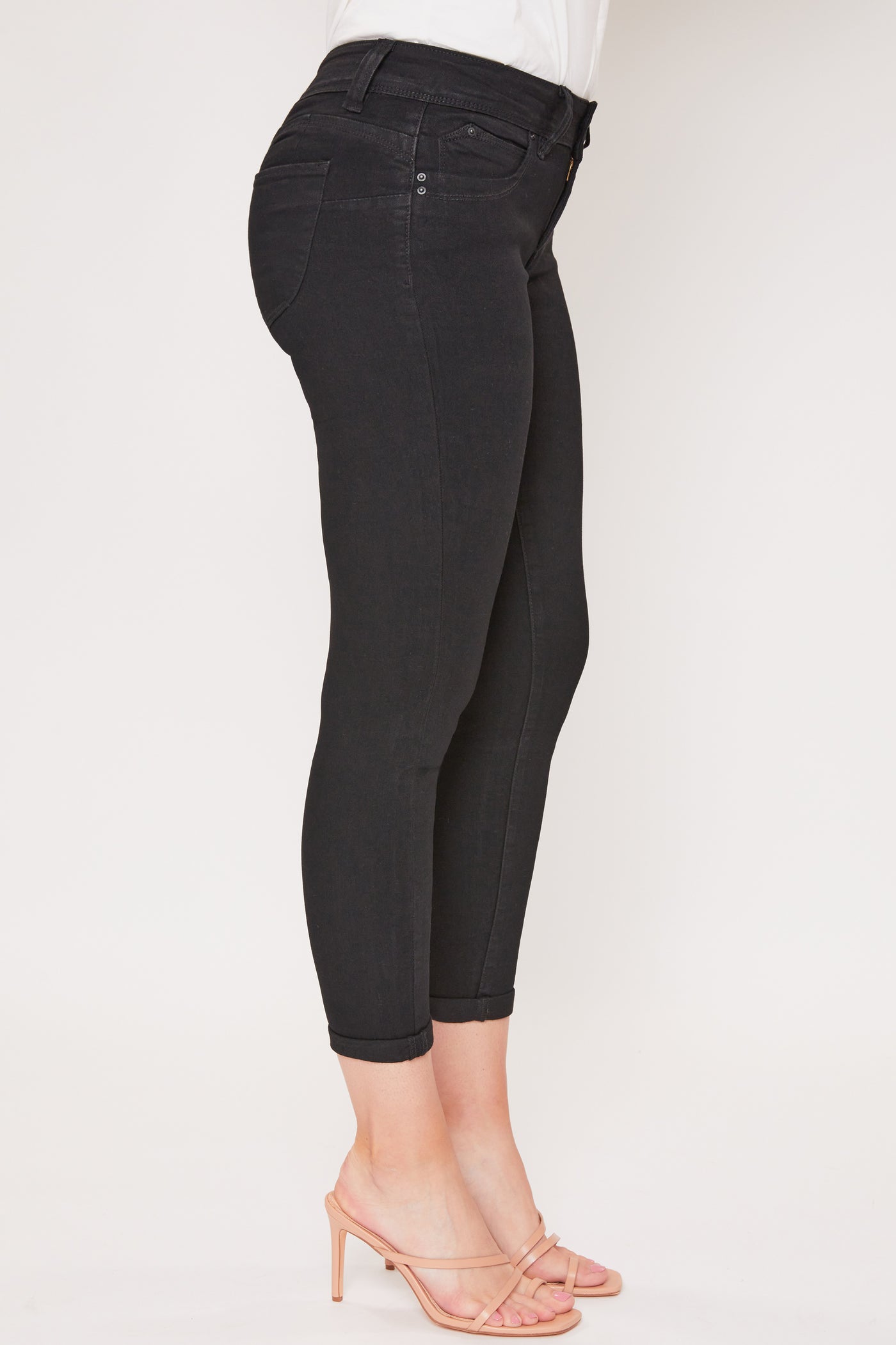 W Black