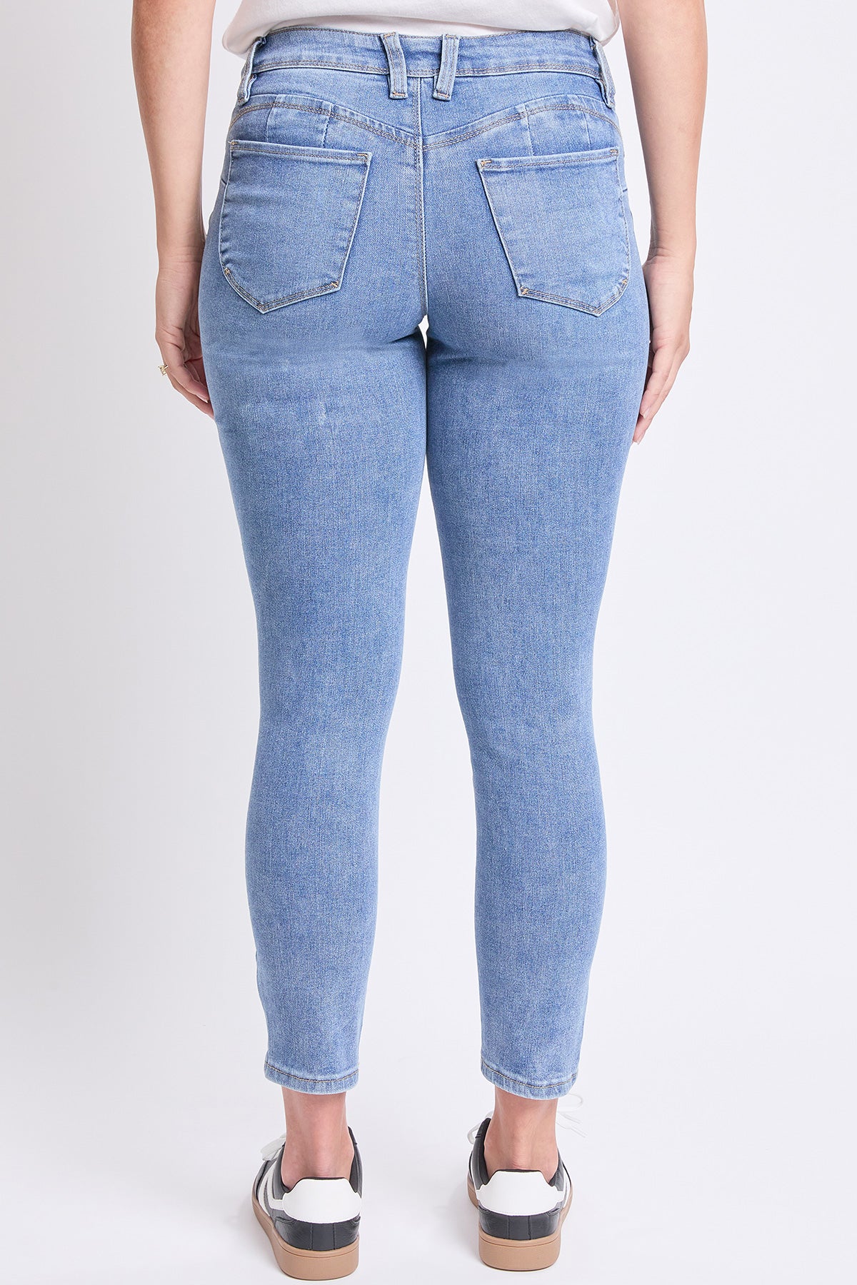 M Medium Blue