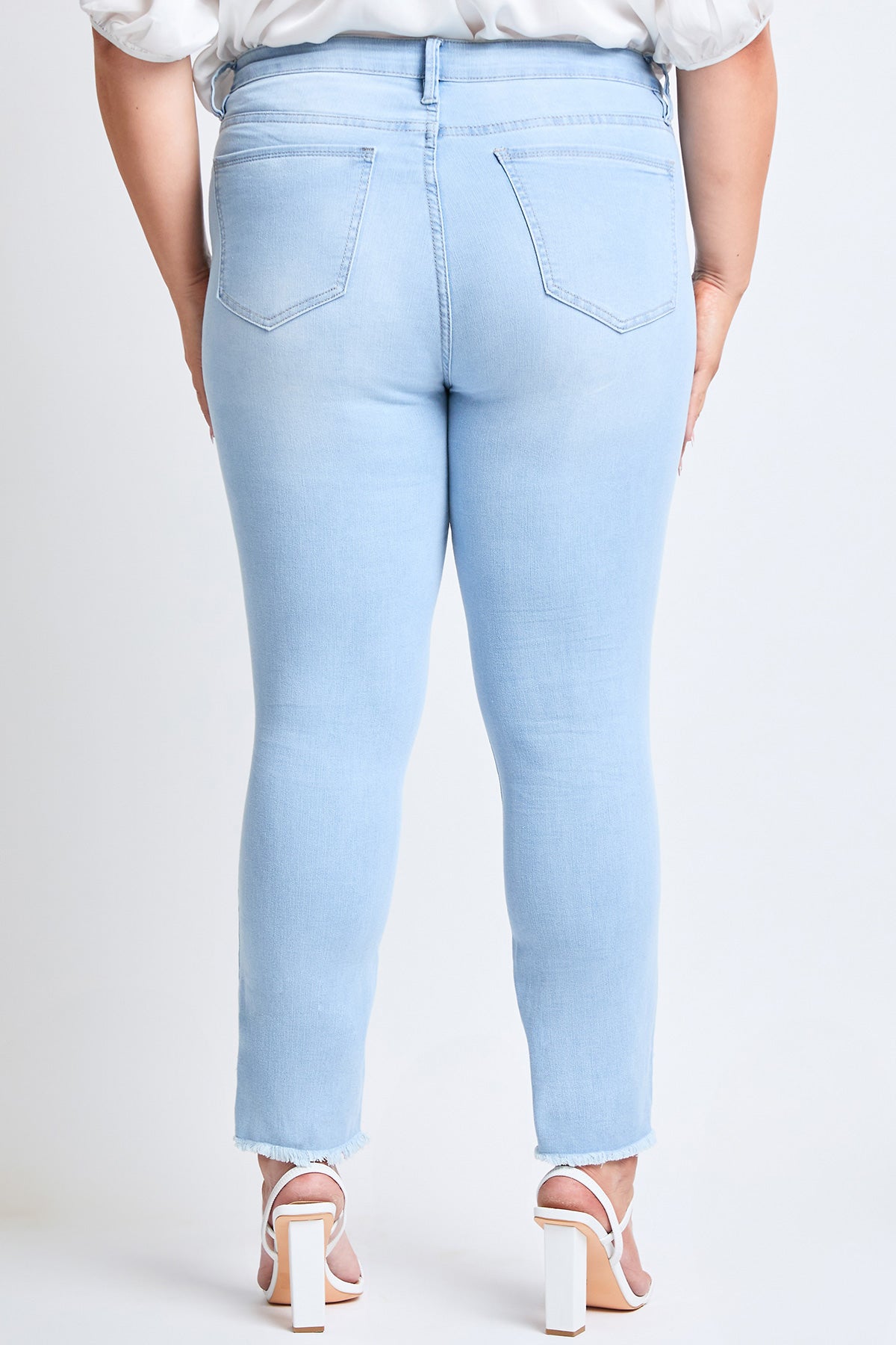L Light Blue Rips