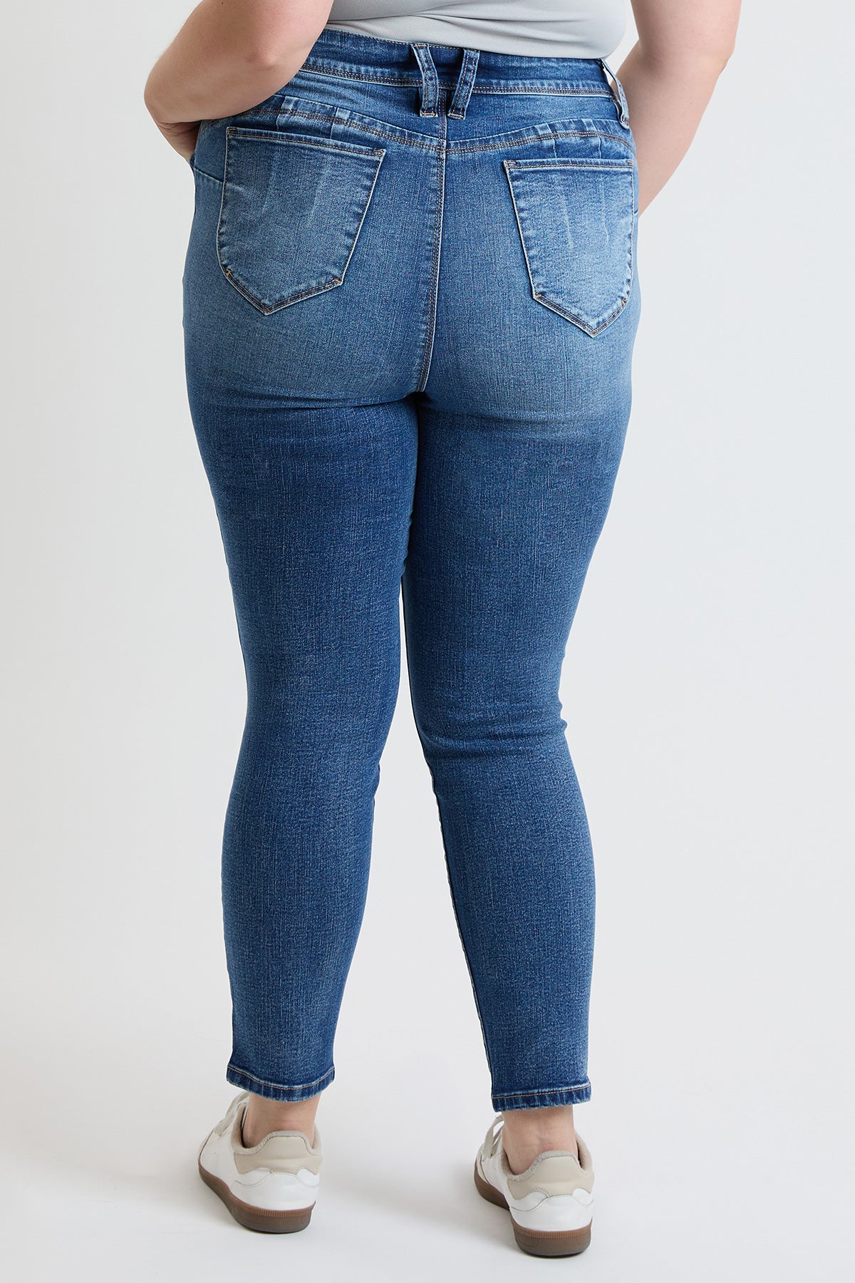 M Medium Blue