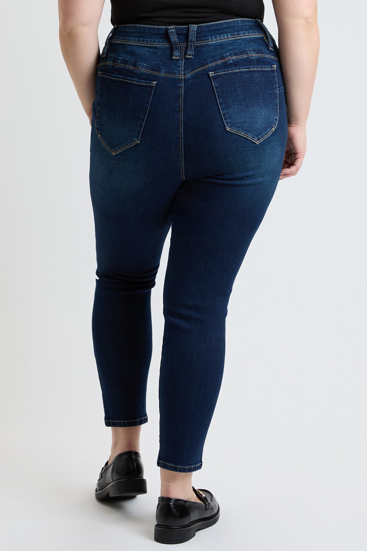 D Dark Blue