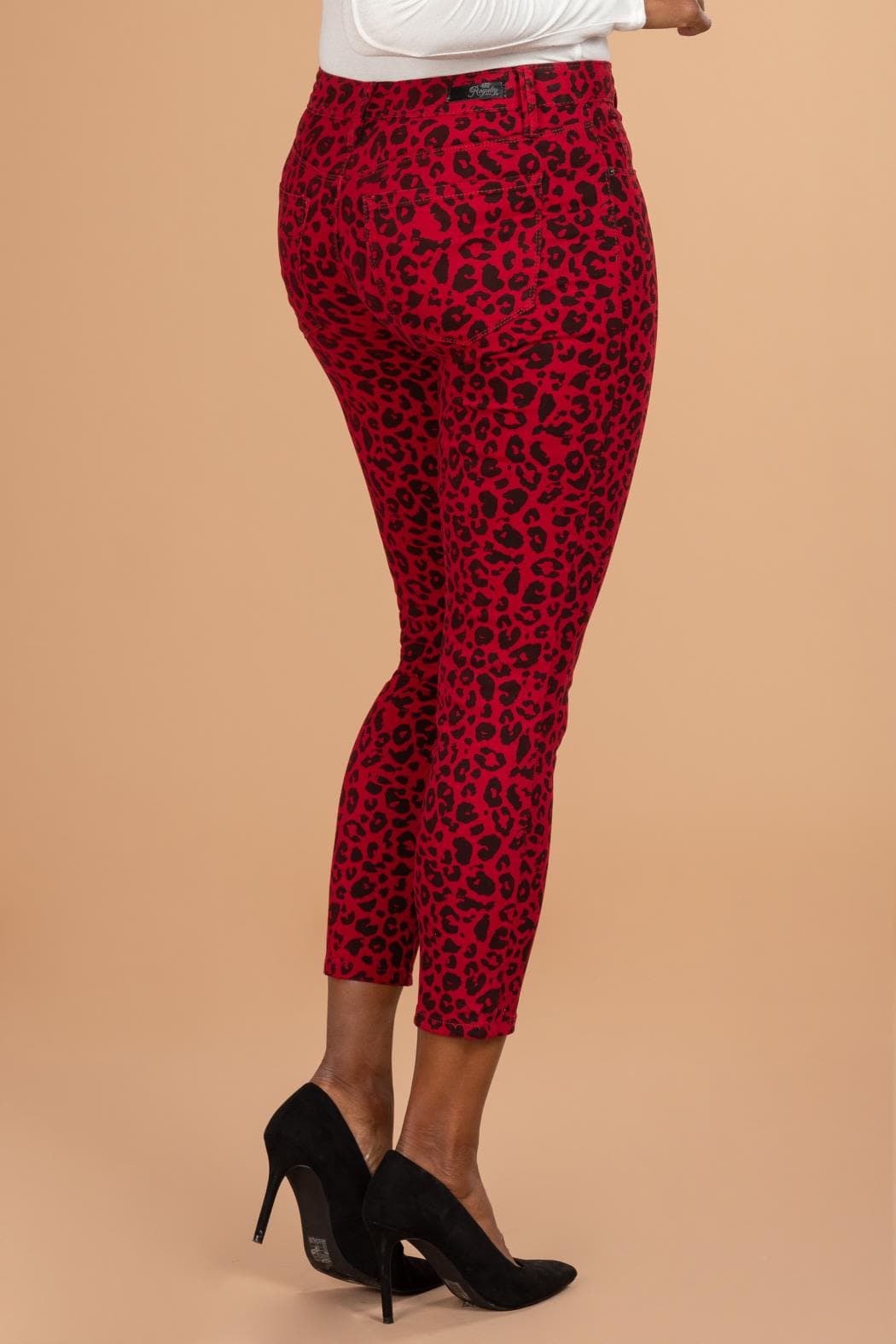 Women Mid Rise Animal Print Ankle Jean Wp9327