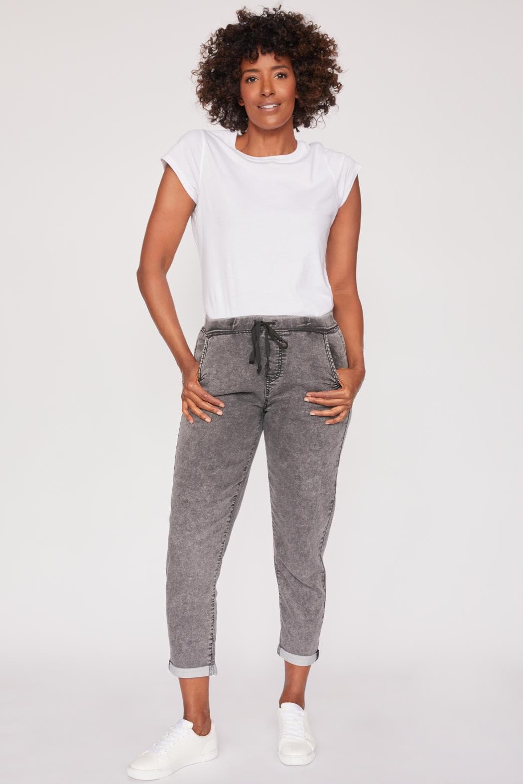 Women Kozy Fit Mid Rise Jogger Wp36764