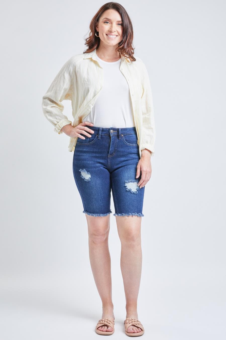 Women Vintage Dream Bermuda Shorts With Frayed Hem Wm107170N