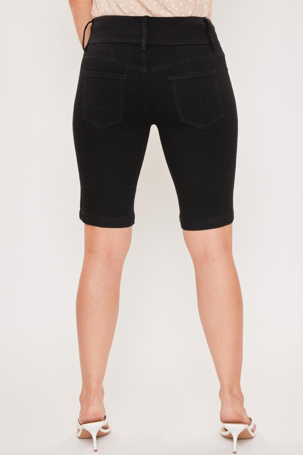 W Black
