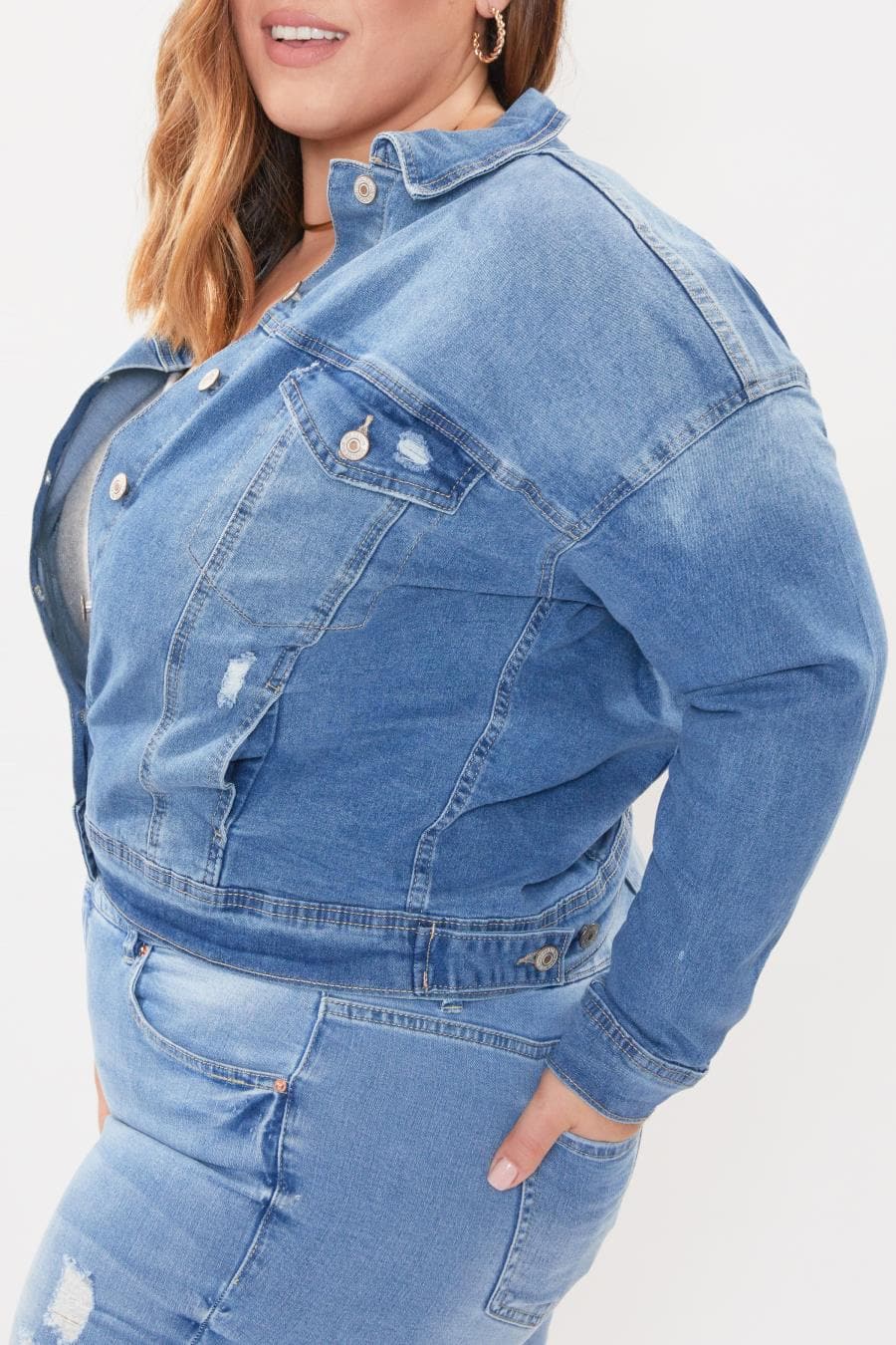 Women Plus Size Drop Shoulder Boyfriend Denim Jacket Xj105055