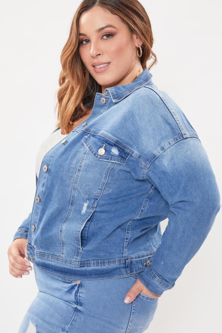 Women Plus Size Drop Shoulder Boyfriend Denim Jacket Xj105055