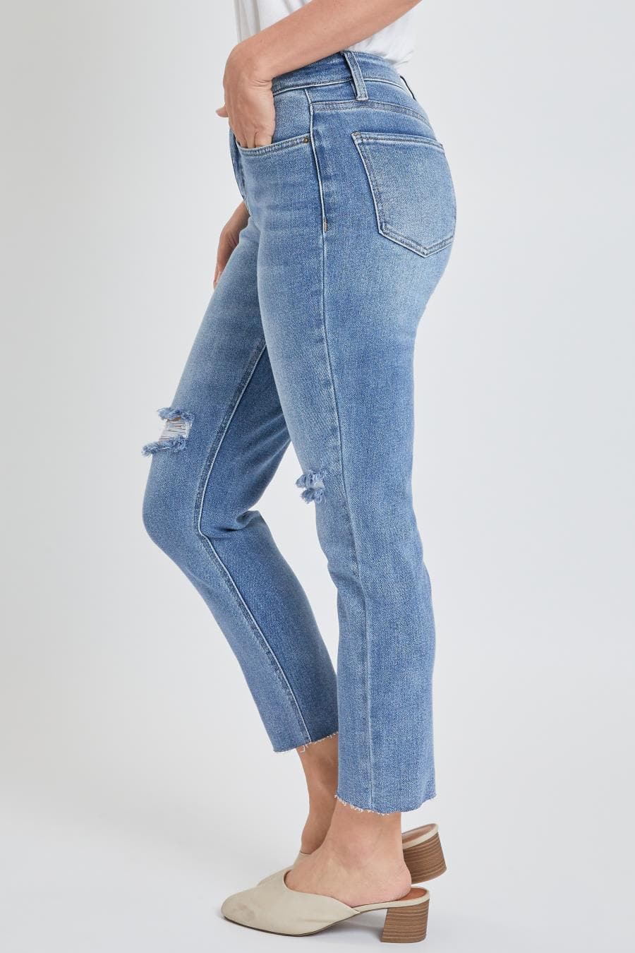 Women Vintage Wash Straight Ankle Ripped Jean With Frayed Hem Wp94770N