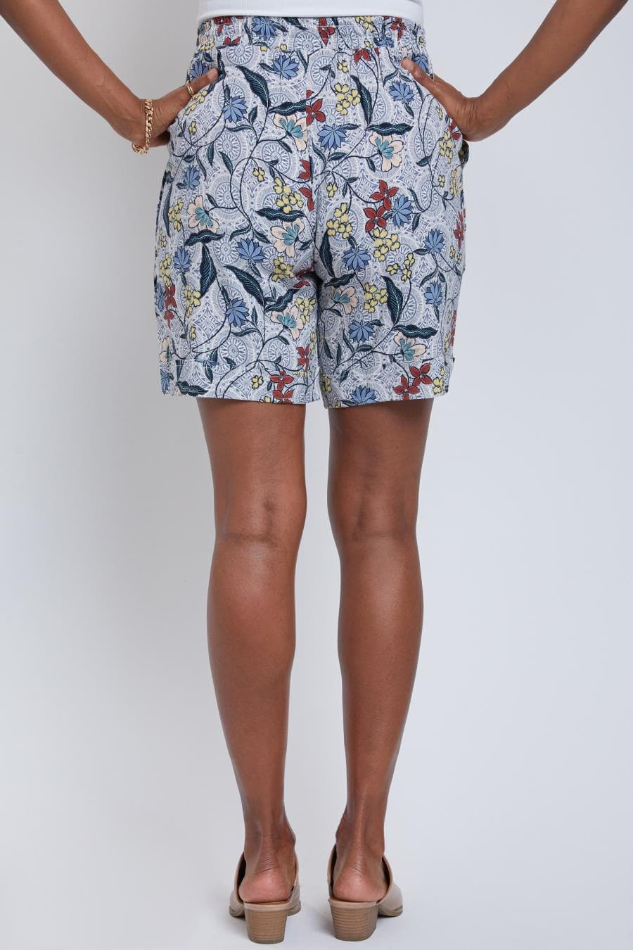 Women Double Cuff Shorts With Pork Chop Pockets Ws2626R1