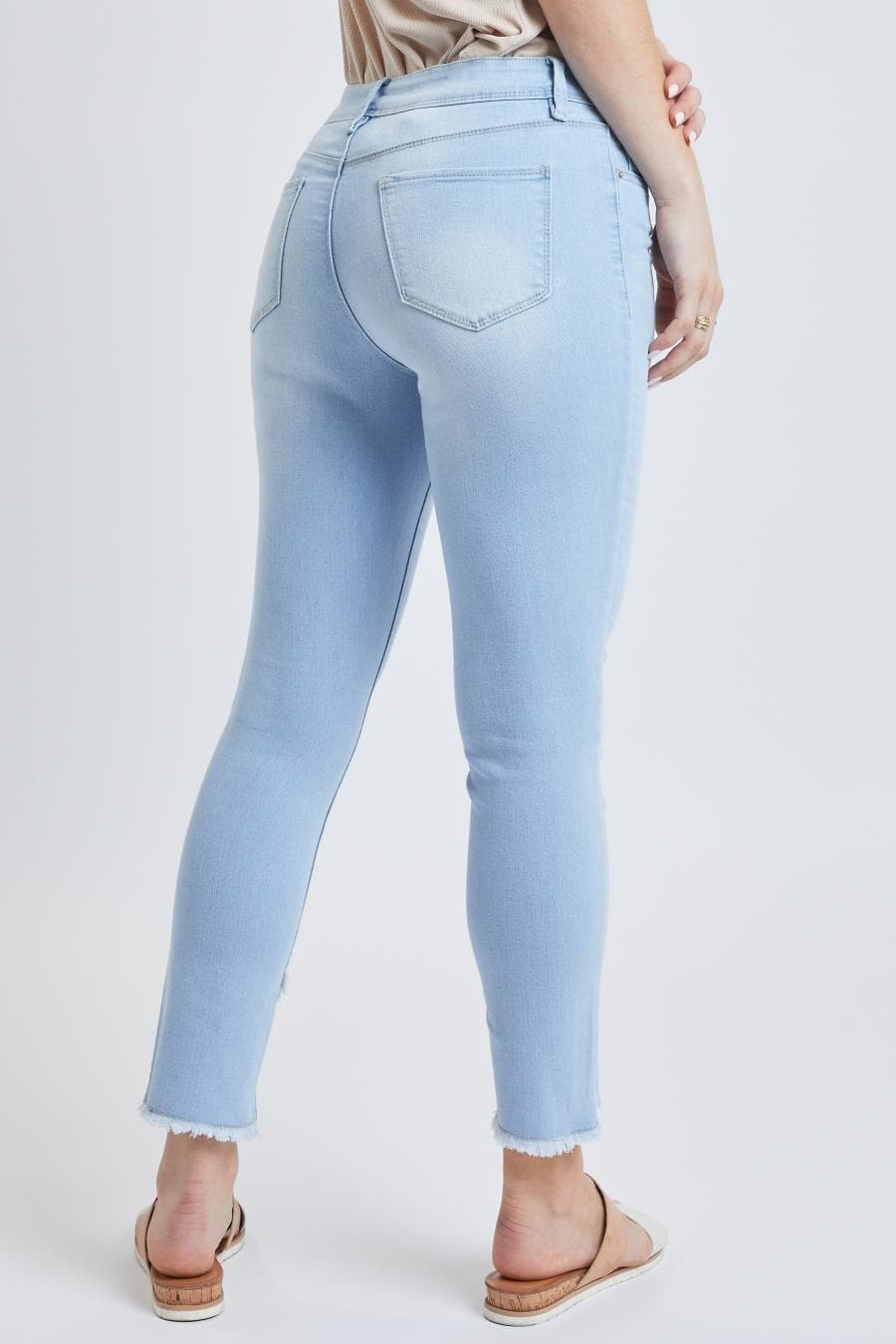 L Light Blue Rips