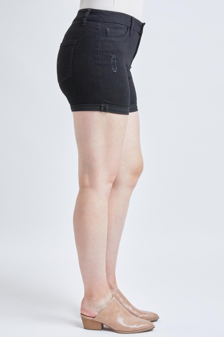 Women Curvy High Rise Cuffed Shorts Ws253141