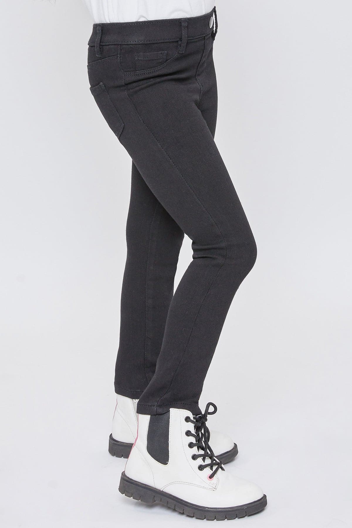 W Black