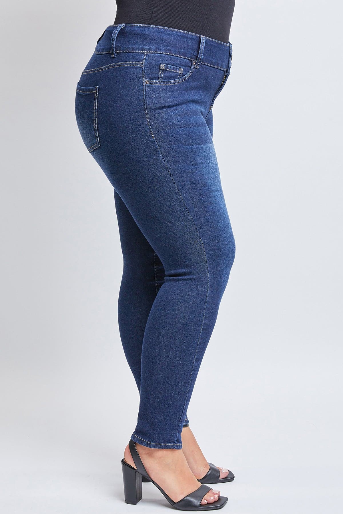 Plus Size Women's Essential Sustainable Skinny Jeans