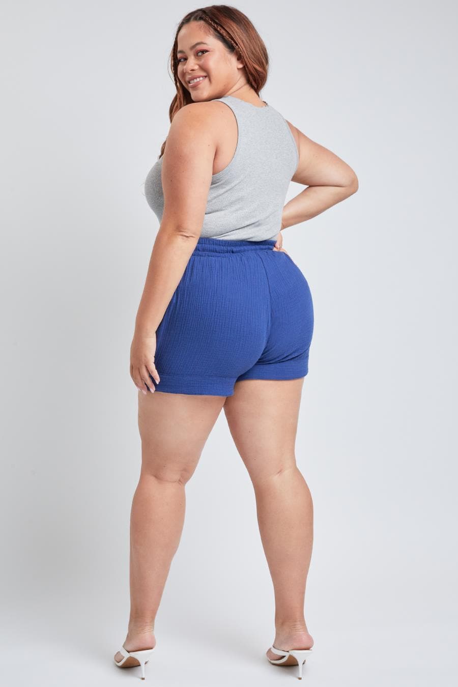 Junior Plus Size Double Gauze Shorts With Banded Hem And Porkchop Pockets Es2729Dg