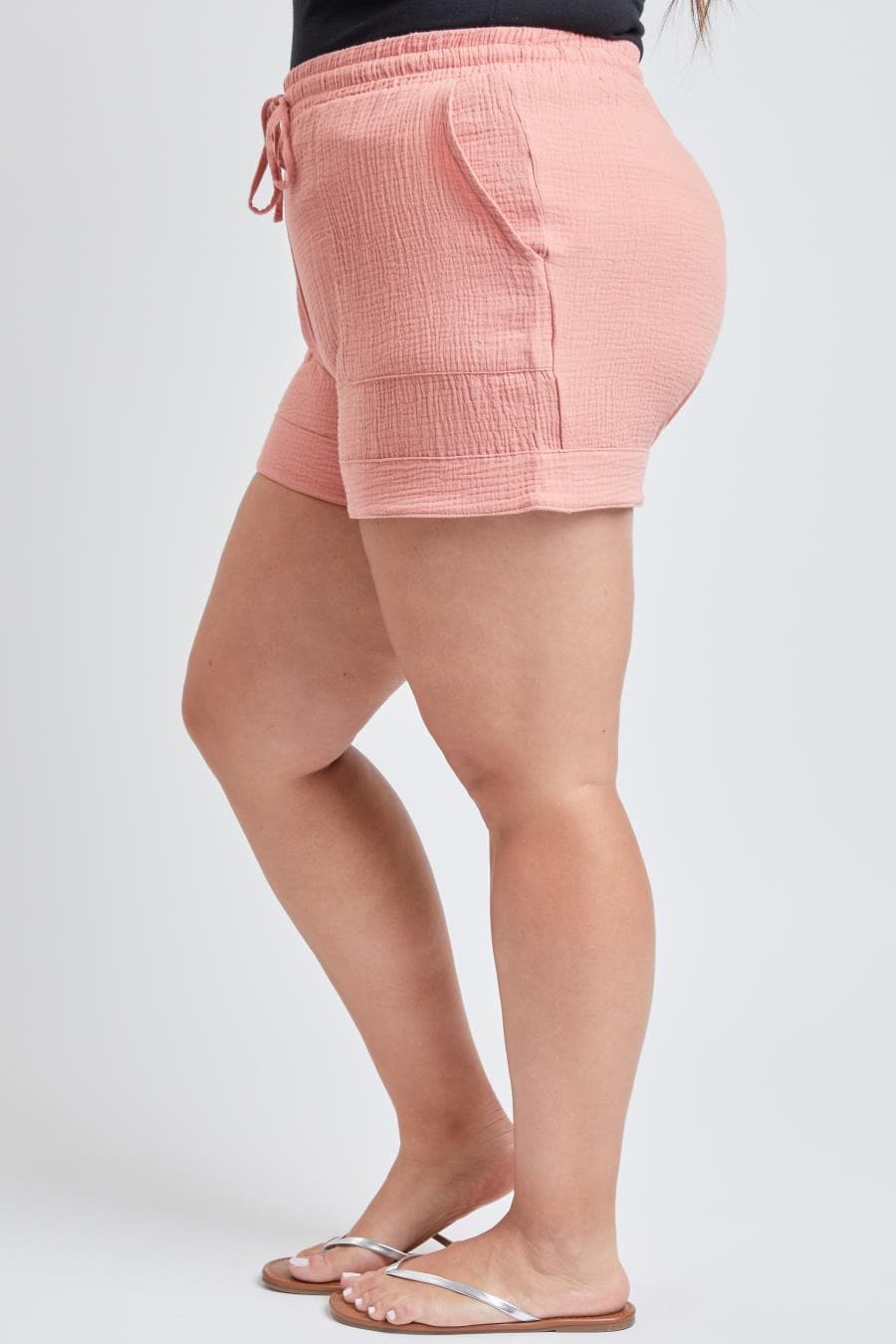 Junior Plus Size Double Gauze Shorts With Banded Hem And Porkchop Pockets Es2729Dg