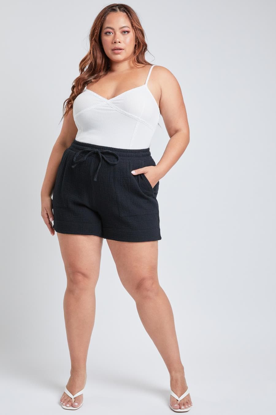 Junior Plus Size Double Gauze Shorts With Banded Hem And Porkchop Pockets Es2729Dg