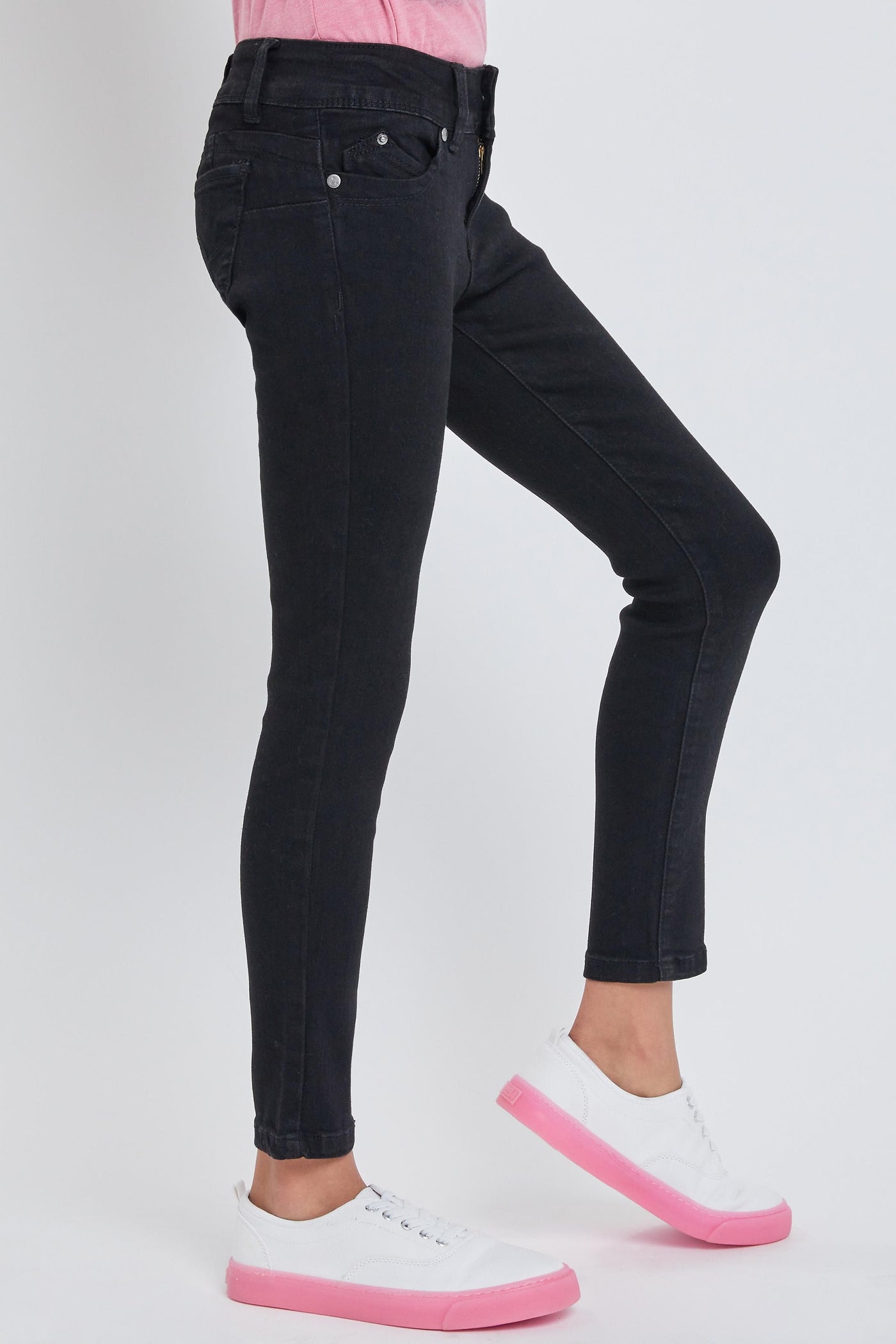 W Black