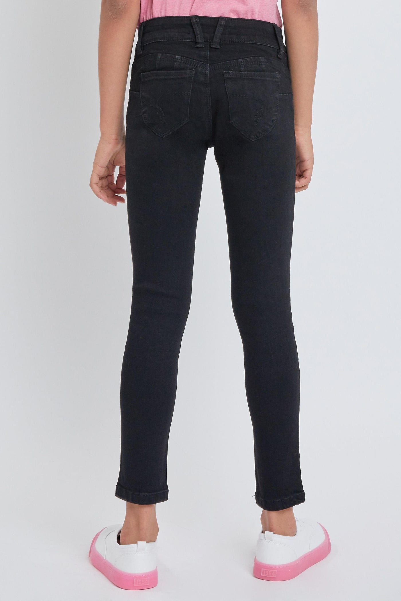 W Black