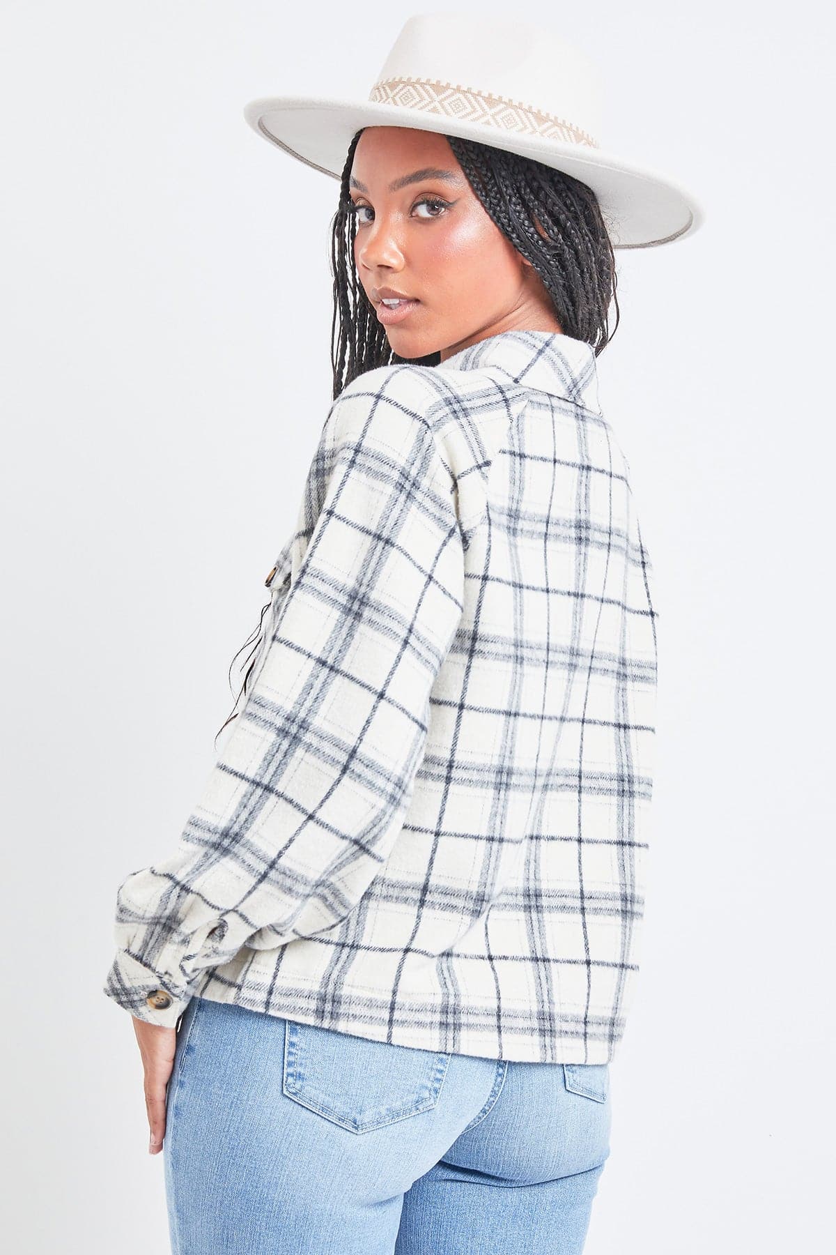 Cream+ Grey Plaid