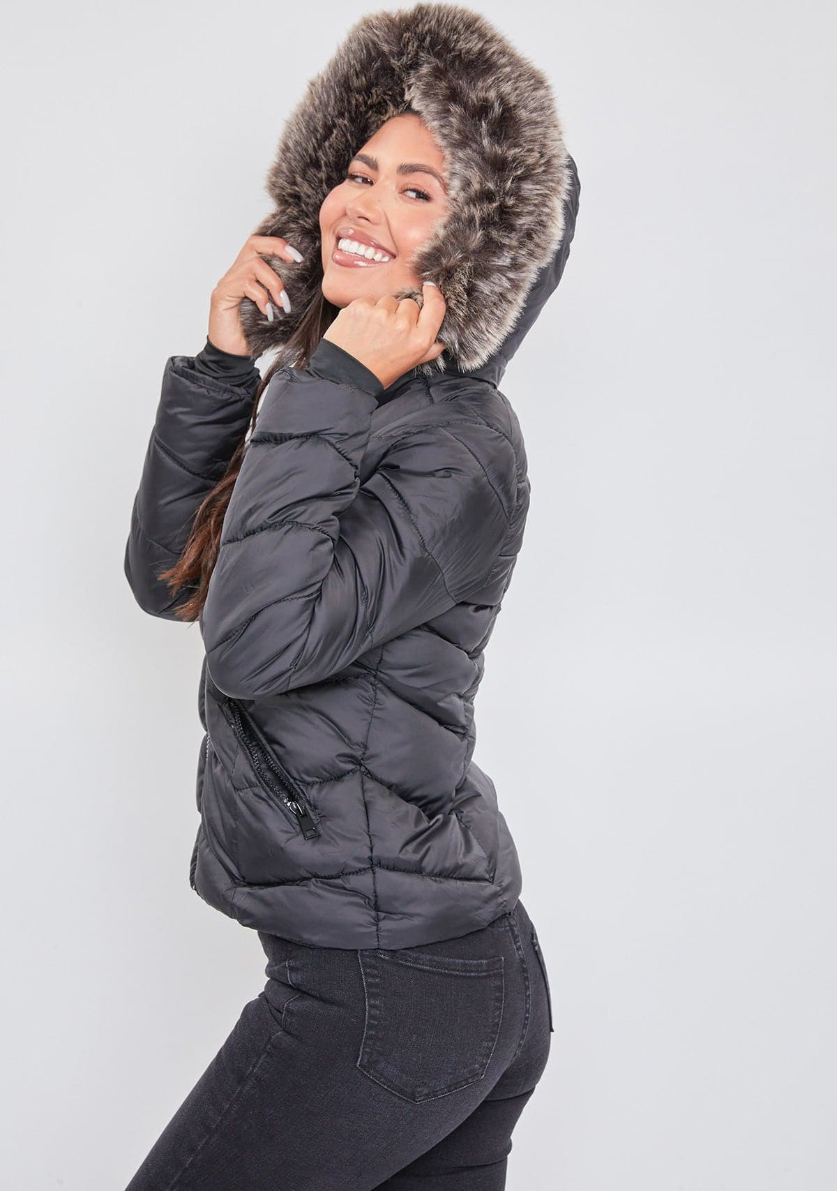 Women's Winter Puffer Jacket With Faux Fur Hoodie