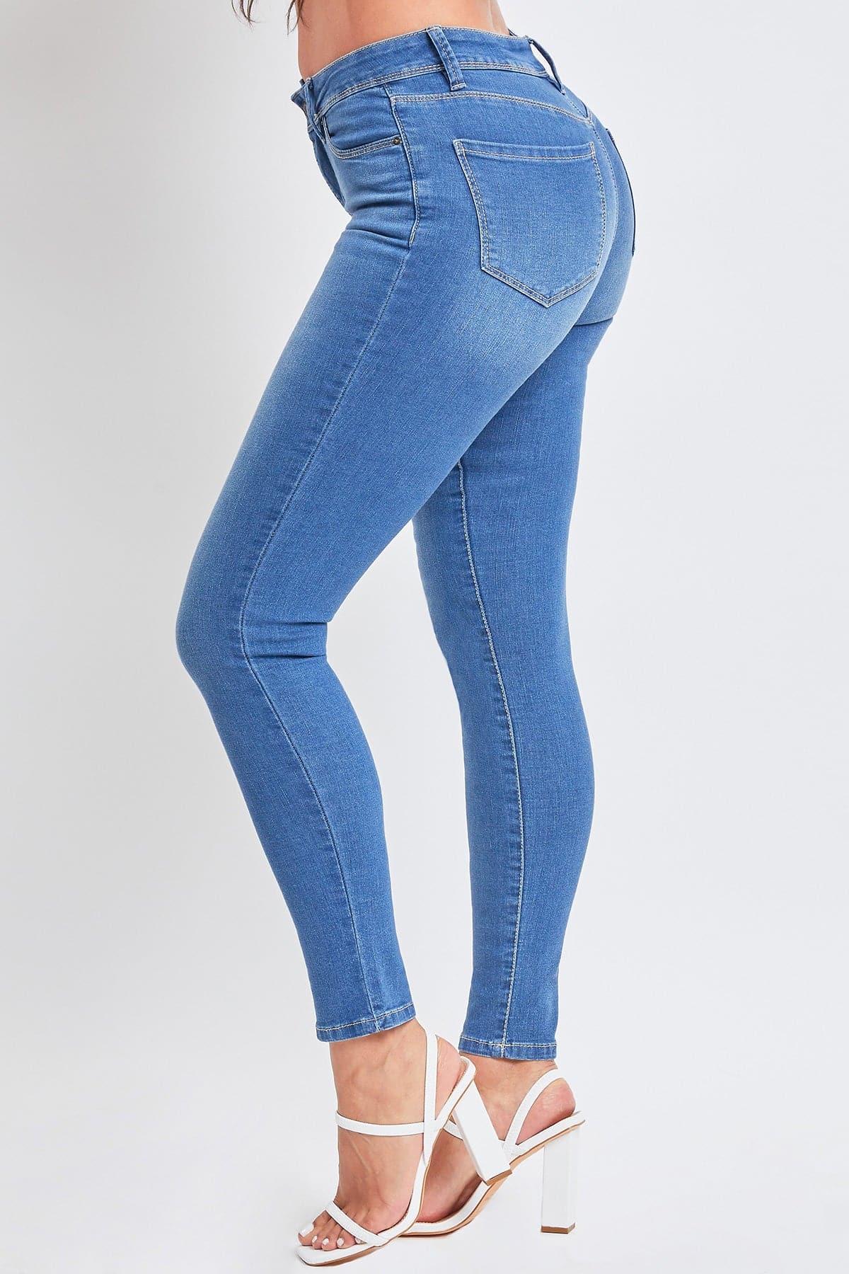 Women's Essential Sustainable Skinny Jeans