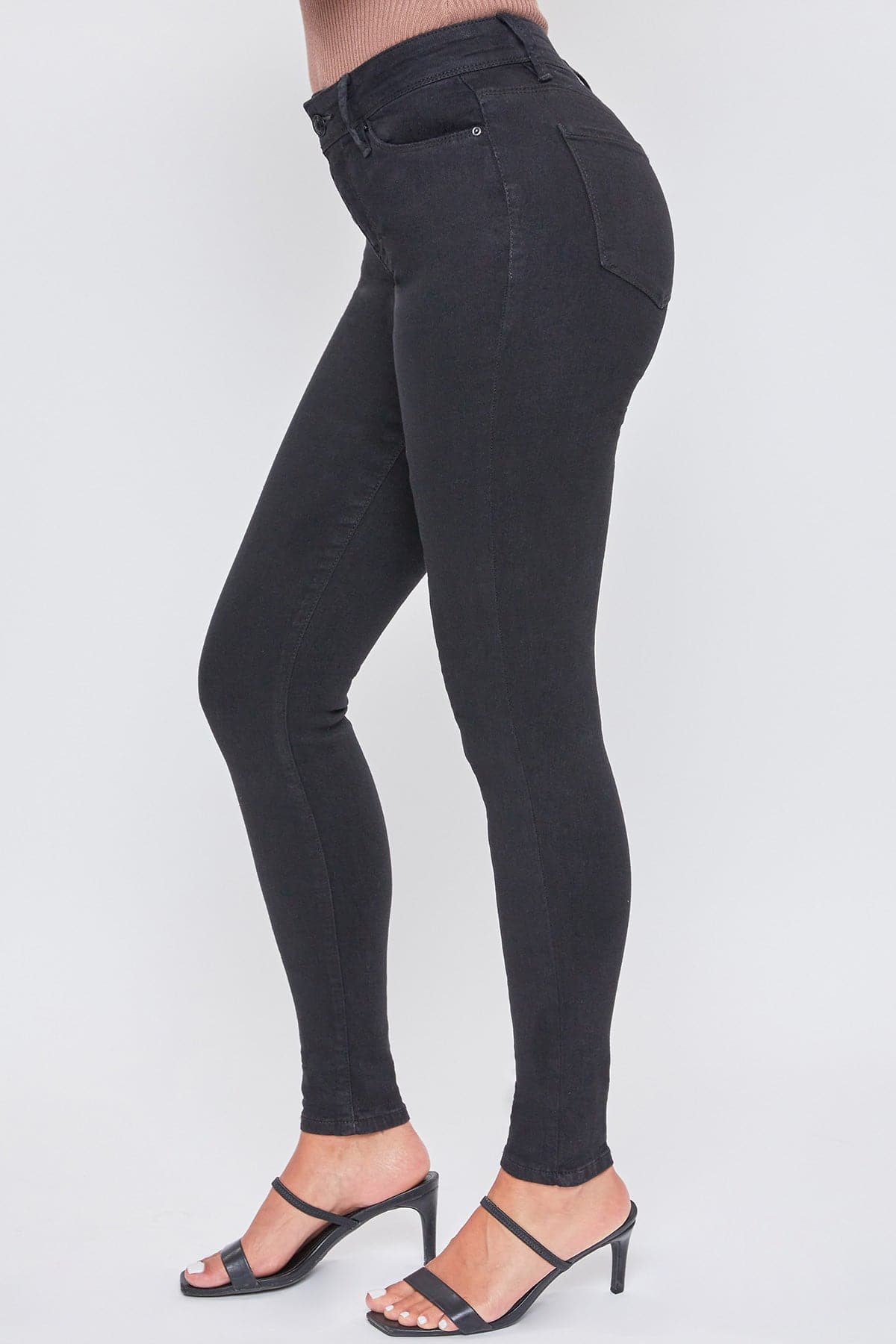 W Black