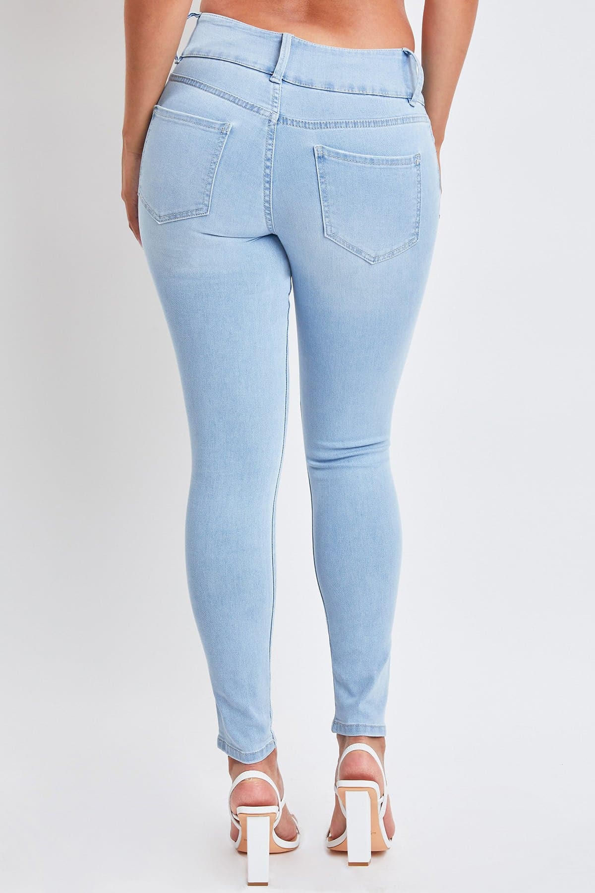 L Light Blue Rips