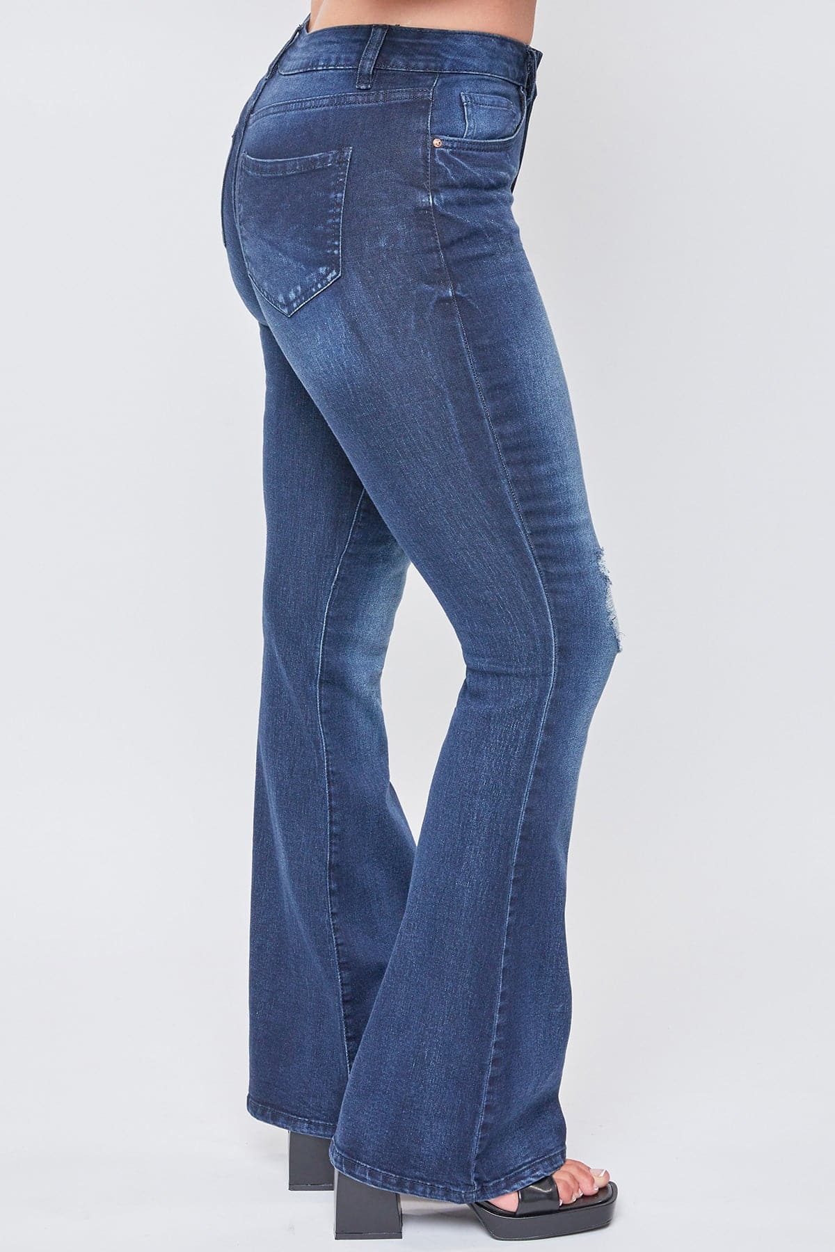 Women's Essential  Flare Jeans - Long Inseam