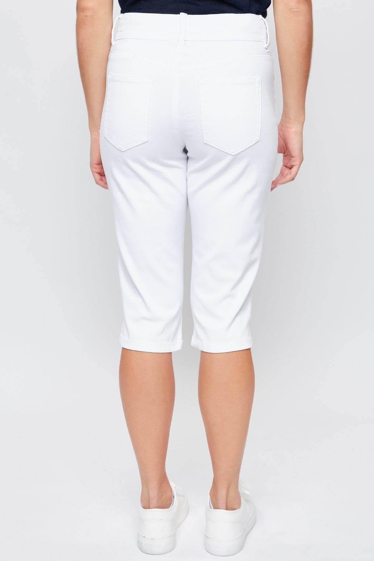 Women's Petite 2 Button Capri