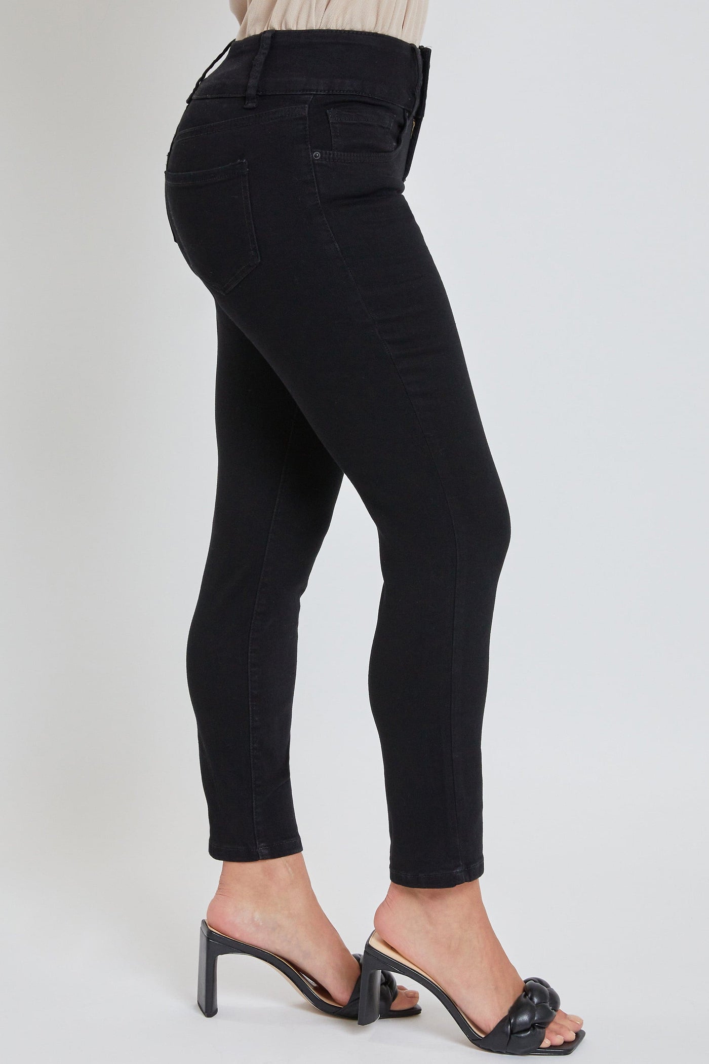 W Black